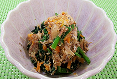 ほうれんそうとさば缶のごまあえ