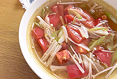 トマトの酸辣湯風スープ